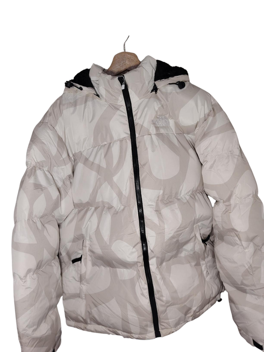 CHAQUETA ACOLCHADA CON CAPUCHA – Diseño Blanco Abstracto